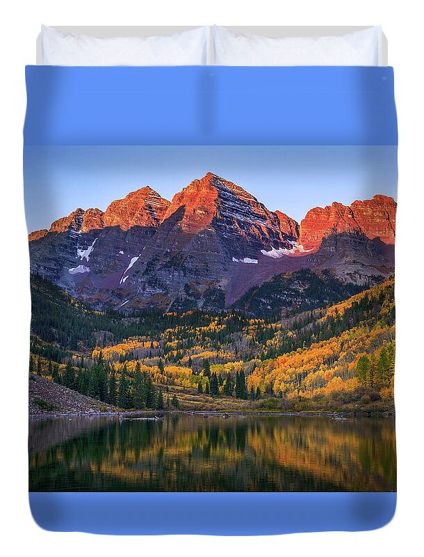 Autumn Sunrise Maroon Bells - Duvet Cover