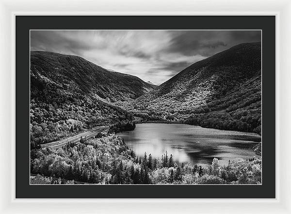 Artist Bluff Moody Black And White - Framed Print