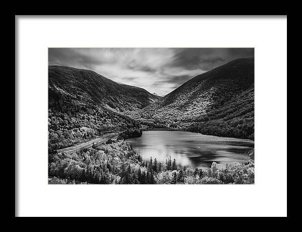 Artist Bluff Moody Black And White - Framed Print