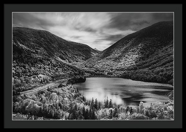 Artist Bluff Moody Black And White - Framed Print