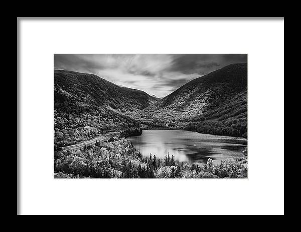 Artist Bluff Moody Black And White - Framed Print