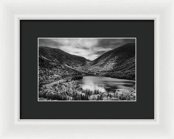 Artist Bluff Moody Black And White - Framed Print