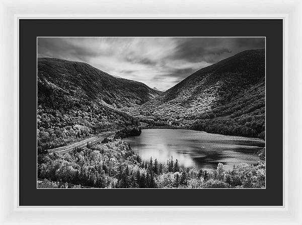 Artist Bluff Moody Black And White - Framed Print