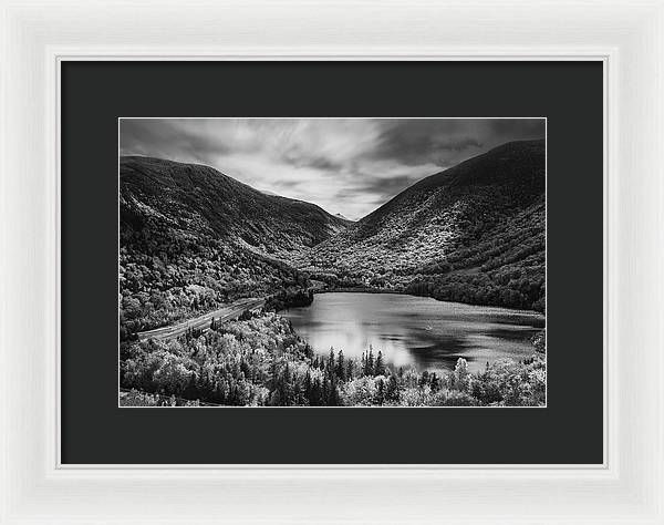 Artist Bluff Moody Black And White - Framed Print