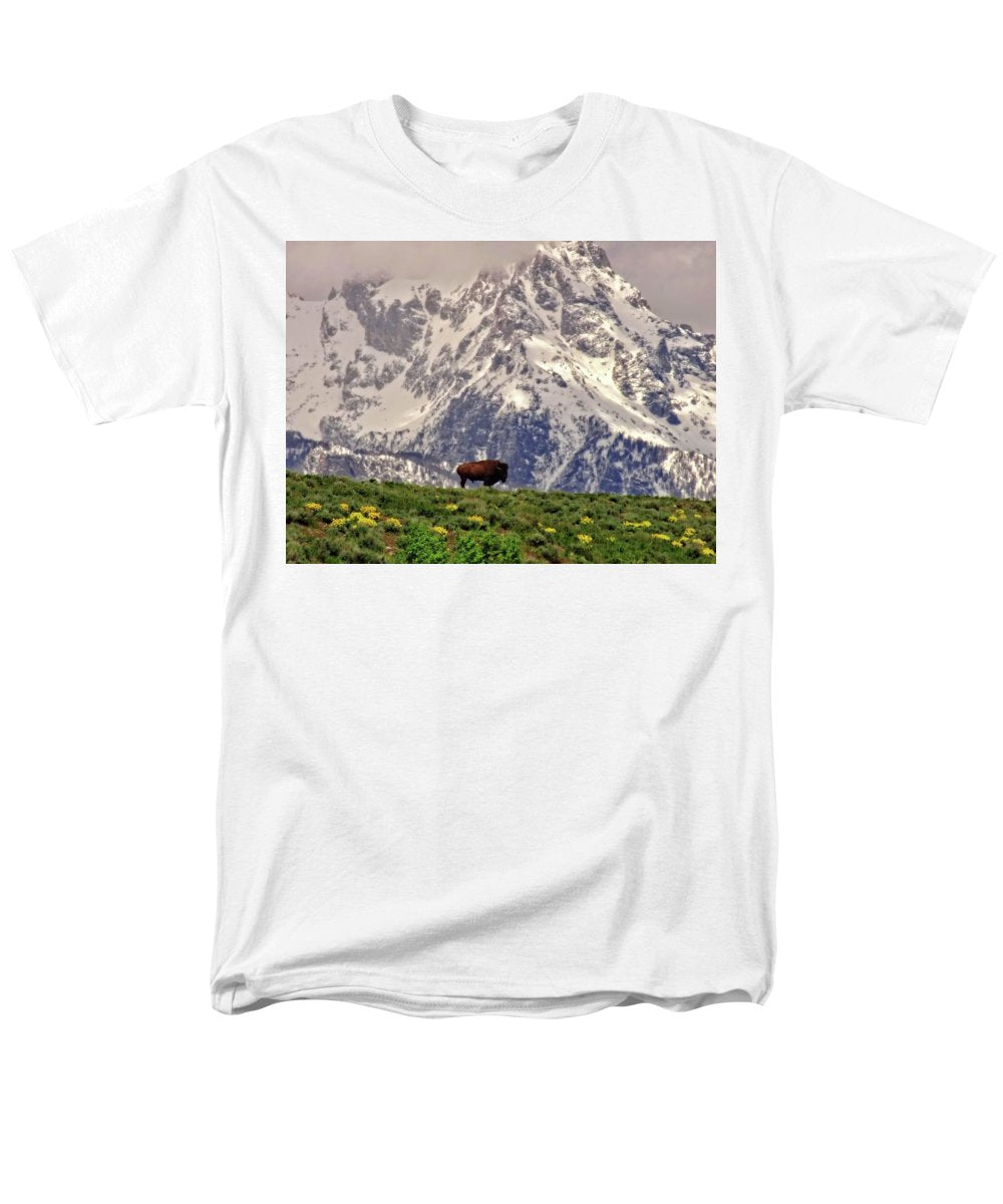 Spring Bison In Grand Teton National Park - Men's T-Shirt  (Regular Fit)