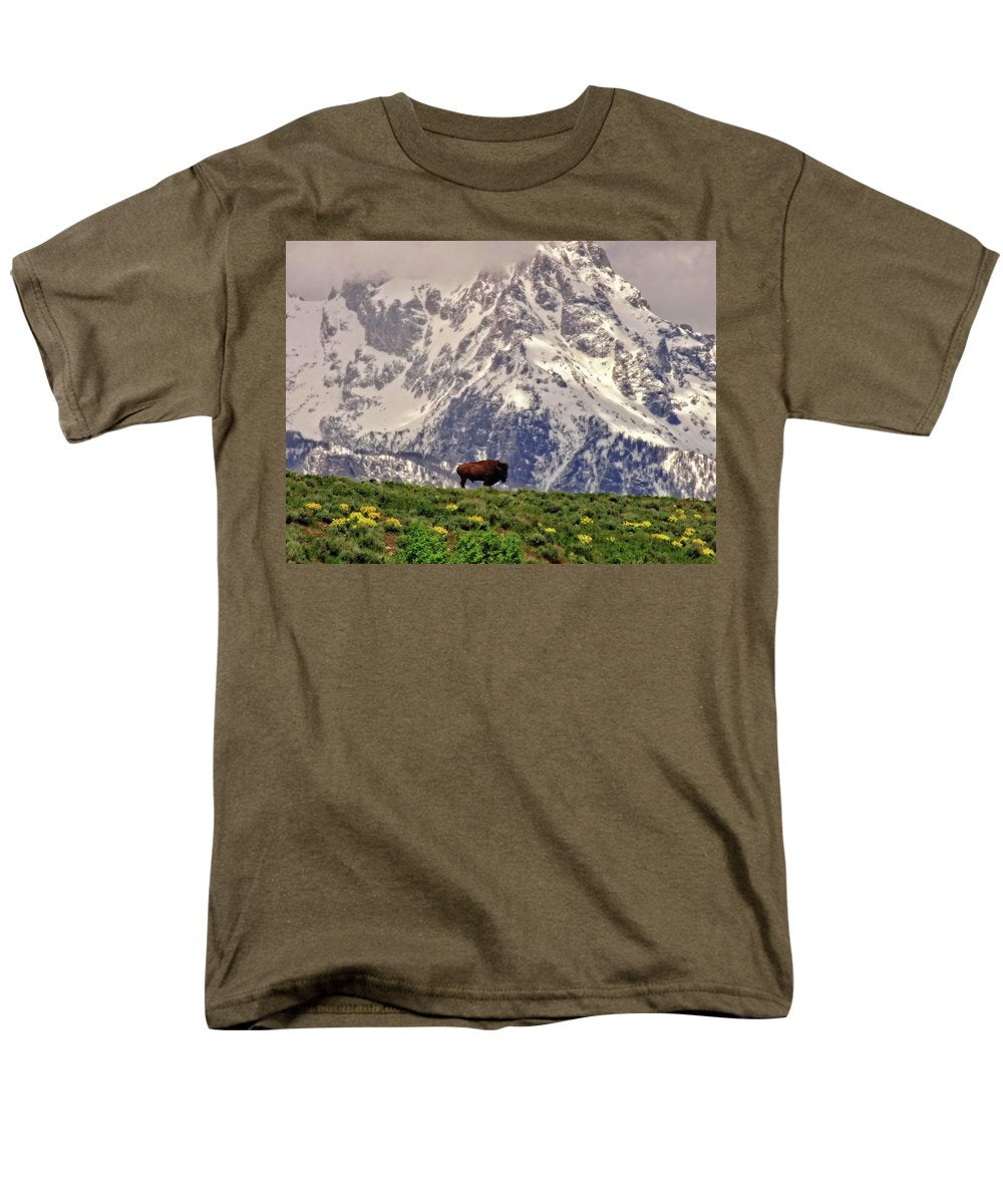 Spring Bison In Grand Teton National Park - Men's T-Shirt  (Regular Fit)