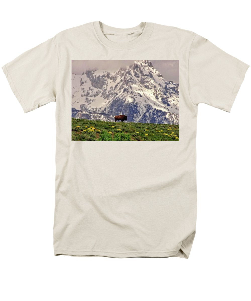 Spring Bison In Grand Teton National Park - Men's T-Shirt  (Regular Fit)