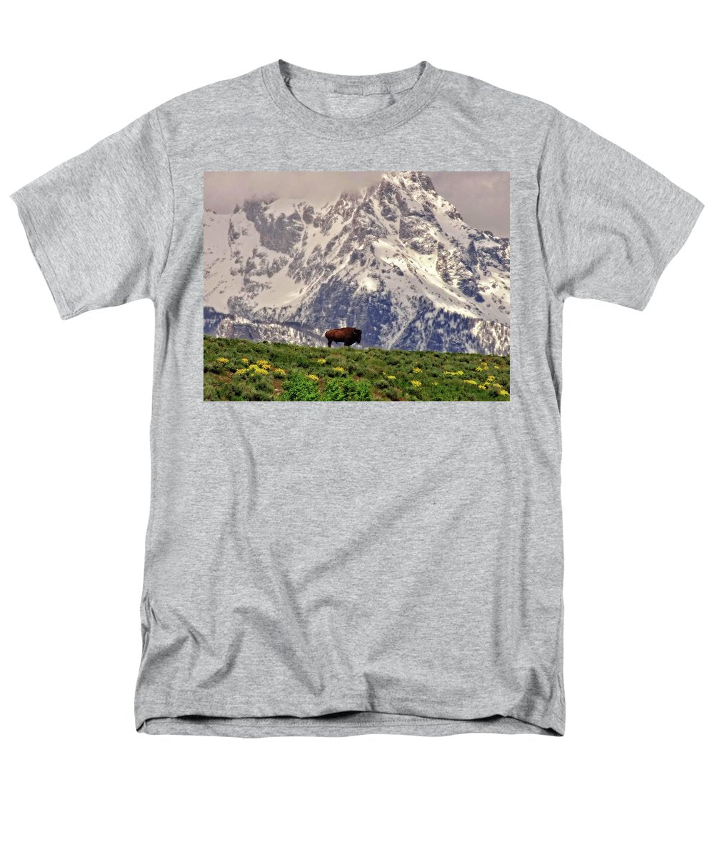 Spring Bison In Grand Teton National Park - Men's T-Shirt  (Regular Fit)