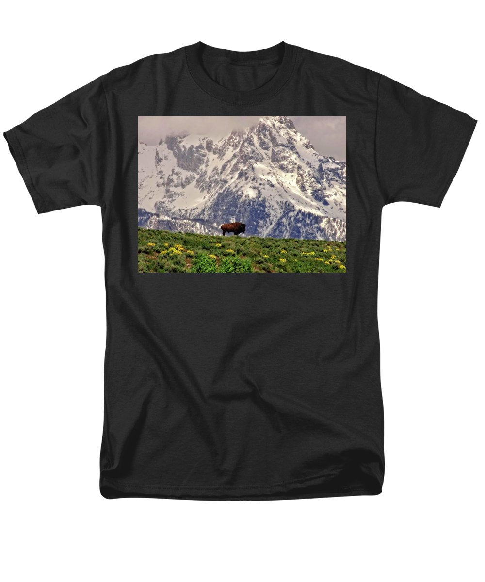 Spring Bison In Grand Teton National Park - Men's T-Shirt  (Regular Fit)