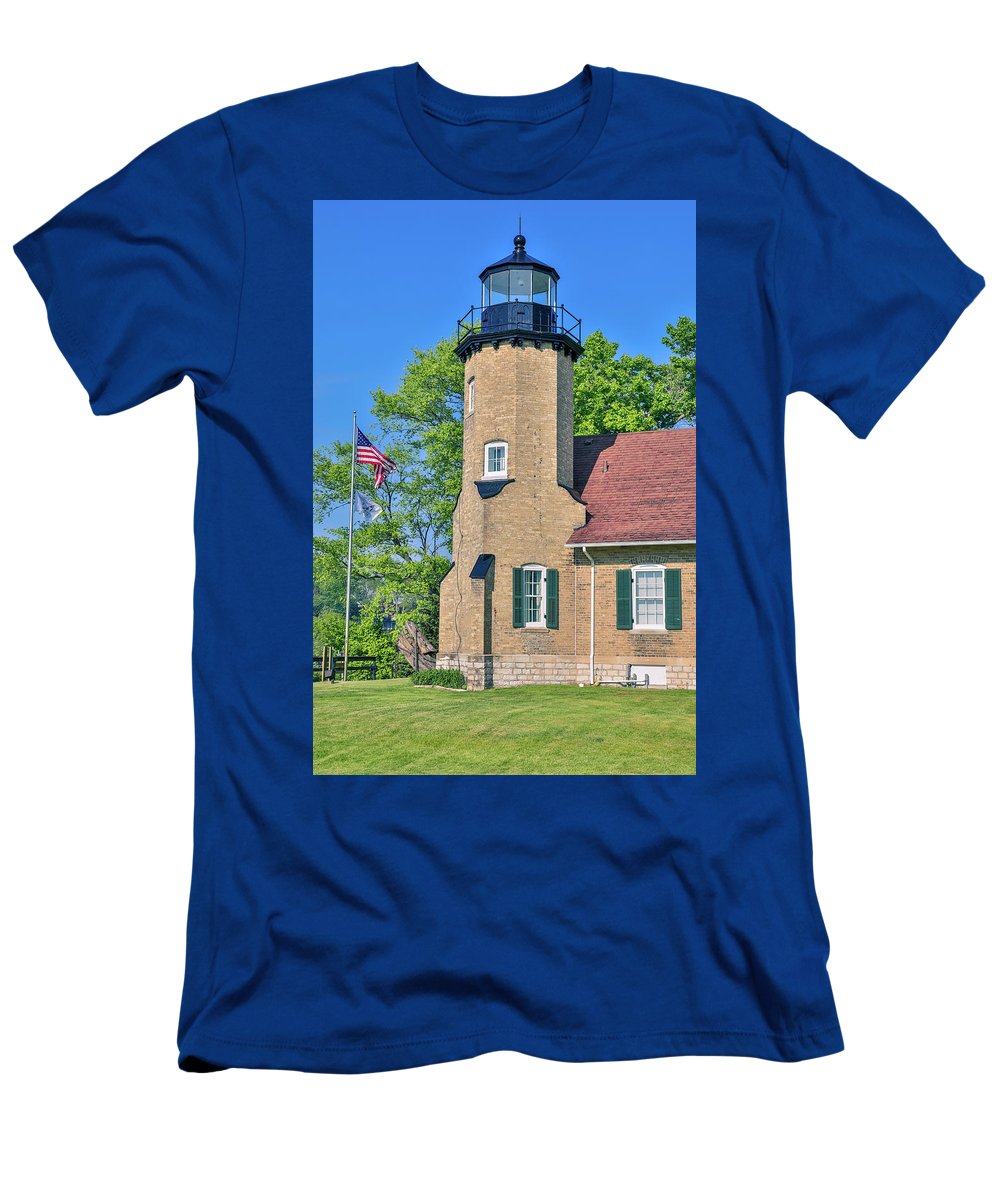 White River Light Michigan - T-Shirt