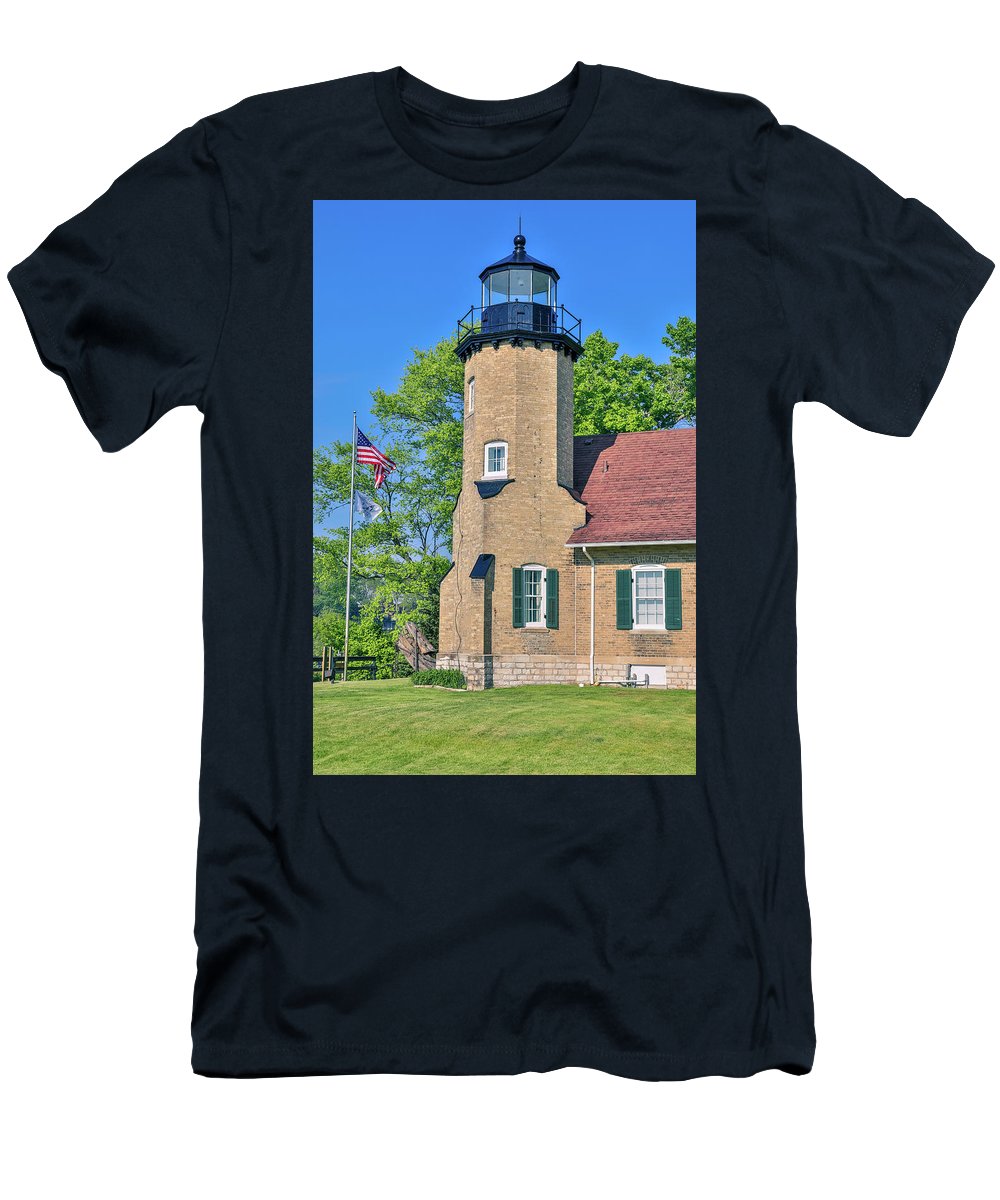 White River Light Michigan - T-Shirt