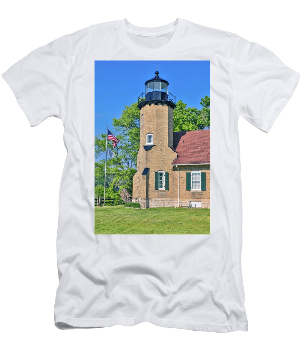 White River Light Michigan - T-Shirt