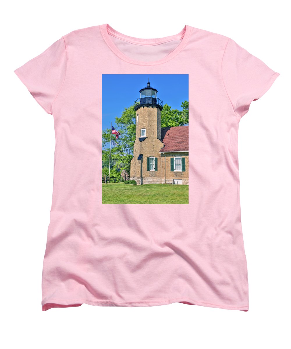 White River Light Michigan - Women's T-Shirt (Standard Fit)