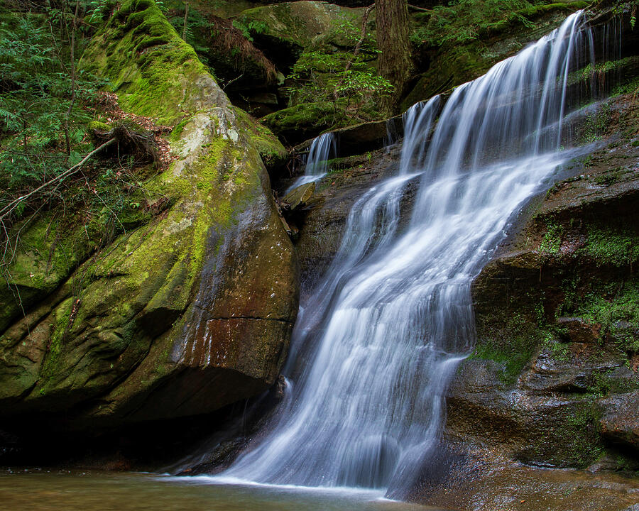 Hocking Hills hidden falls long exposure waterfall photography by Dan Sproul