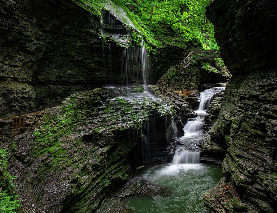 Rainbow Falls area in Watkins Glen State Park photographed by Dan Sproul
